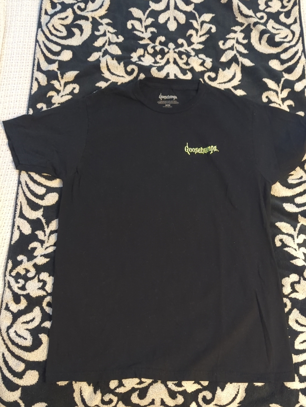 Black Goosebumps Graphic Tee - Men's Crew Neck Tee